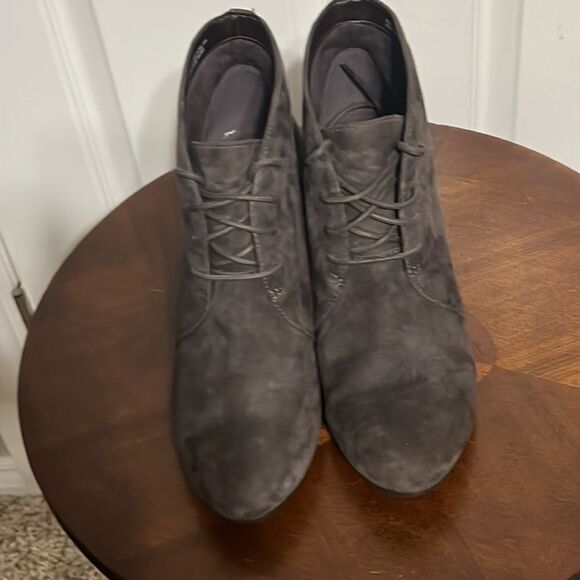 🔥🔥Clarks Artisan Dark Brown Leather Suede Ankle Booties - Wedge Boots - Sz 10M - Picture 6 of 10